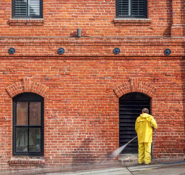 Brick and masonry cleaning service